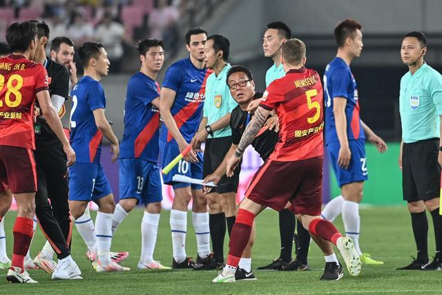 英超-阿马德帽子戏法 曼联3-1逆转南安普顿